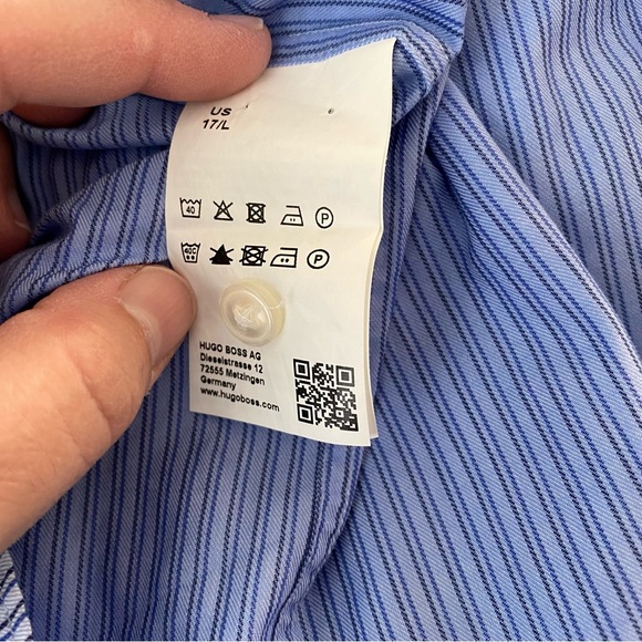 Boss Hugo Boss Mens Sharp Fit Blue Pinstripe Button Front Dress Shirt 17L 34/35 - Picture 10 of 15